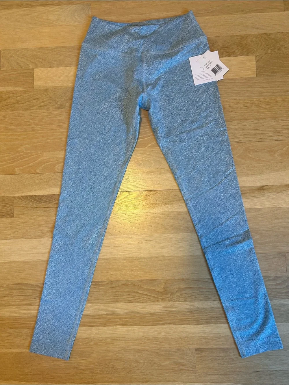 NWT Beyond Yoga Light Blue Space Dye Leggings